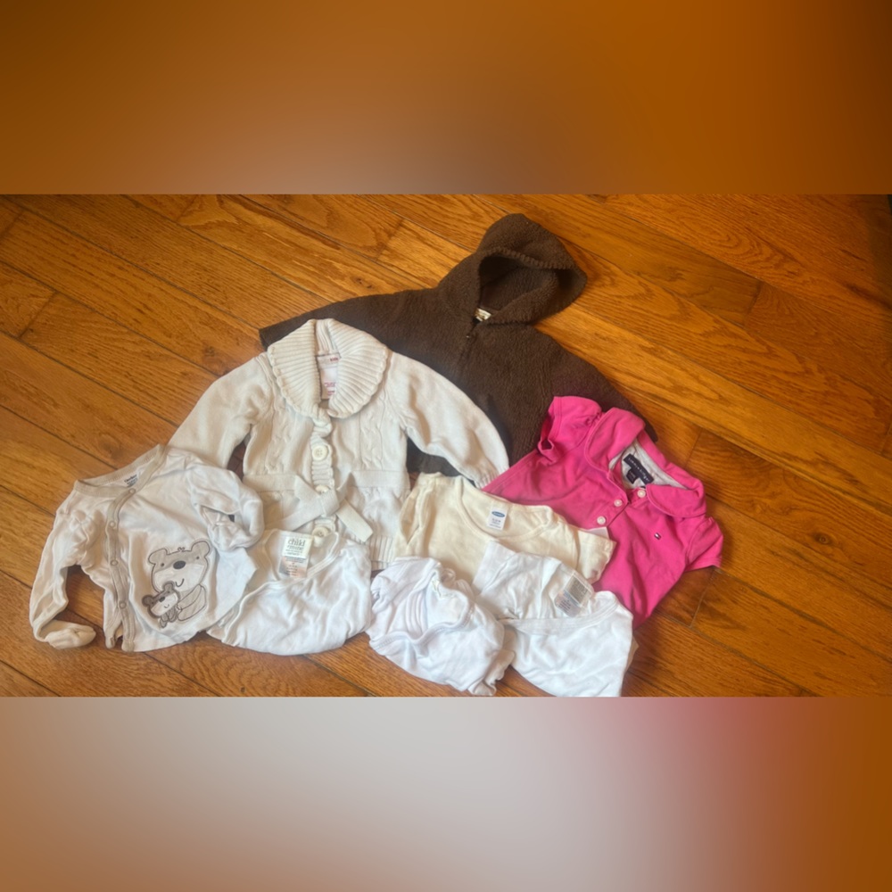 Baby Shirt/Sweaters Size 0-12 Month Lot